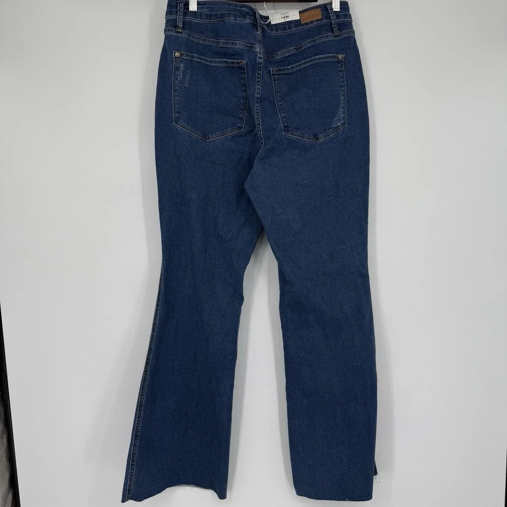 NWT‎ Judy Blue High Waist Flare Leg Tummy Control Size 14W Stretch Sorbtek Blue - Picture 3 of 8